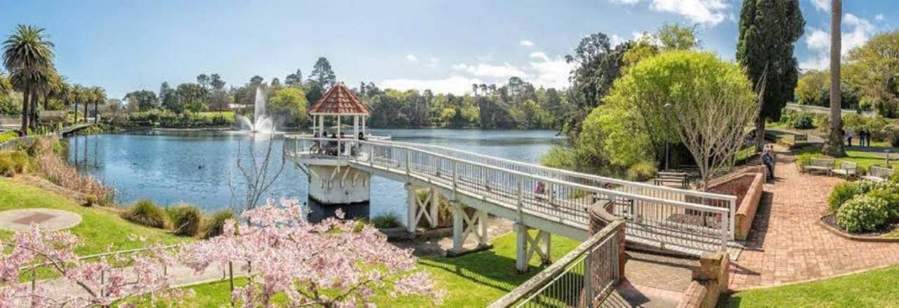 Le Riva Bed And Breakfast By The Beach Whanganui Exterior foto